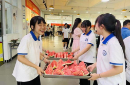 吃瓜 今日更新 学生校园,吃瓜群众揭秘今日学生校园新鲜事